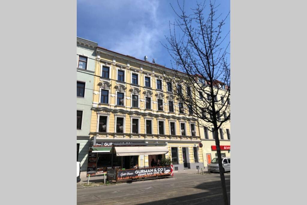 Gemuetliche Wohnung Wien Stadthalle ภายนอก รูปภาพ